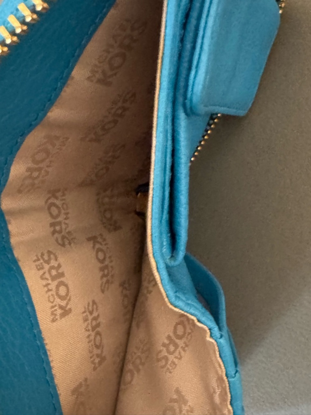 Michael Kors Shoulder Bag and Wallet Turquoise and Gold - Picture 12 of 12